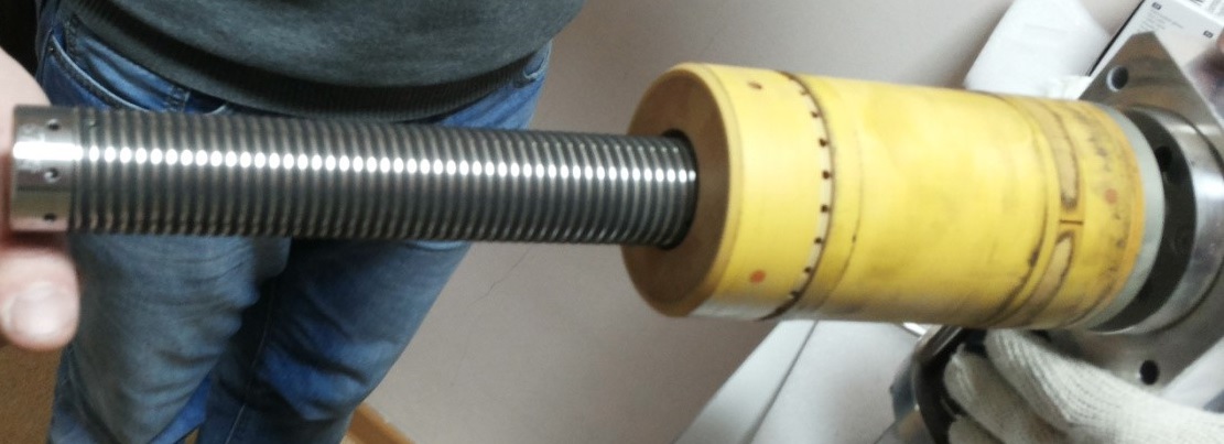 cold head d2 displacer s