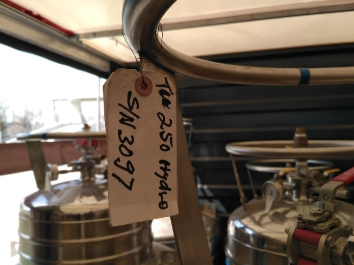 dewar liquid helium2